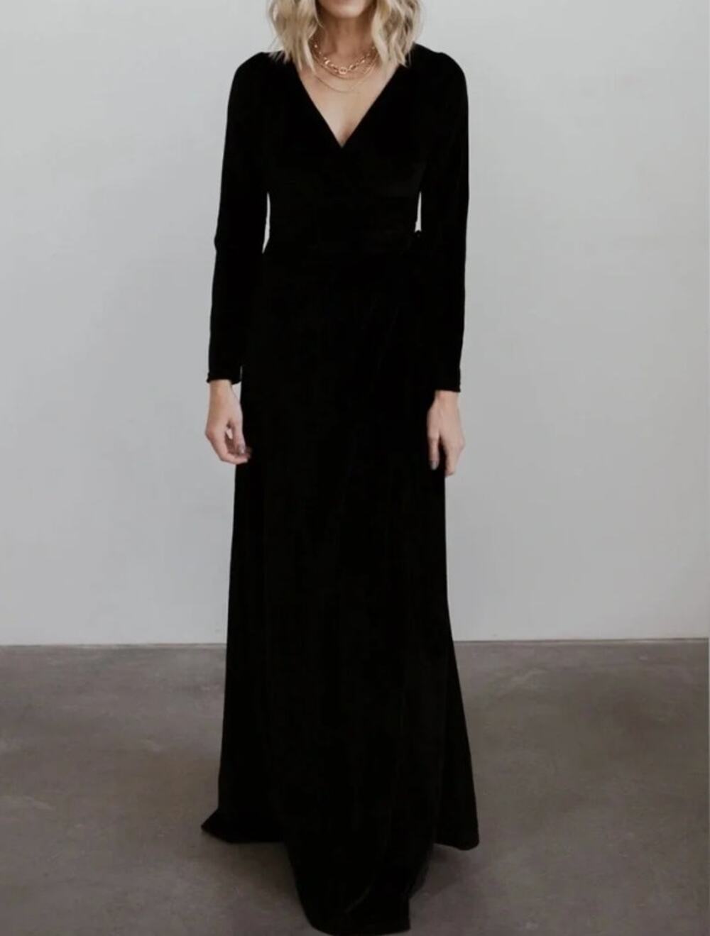 NWT Baltic Born Esmeralda Velvet Wrap Long Sleeve Maxi Dress in Black